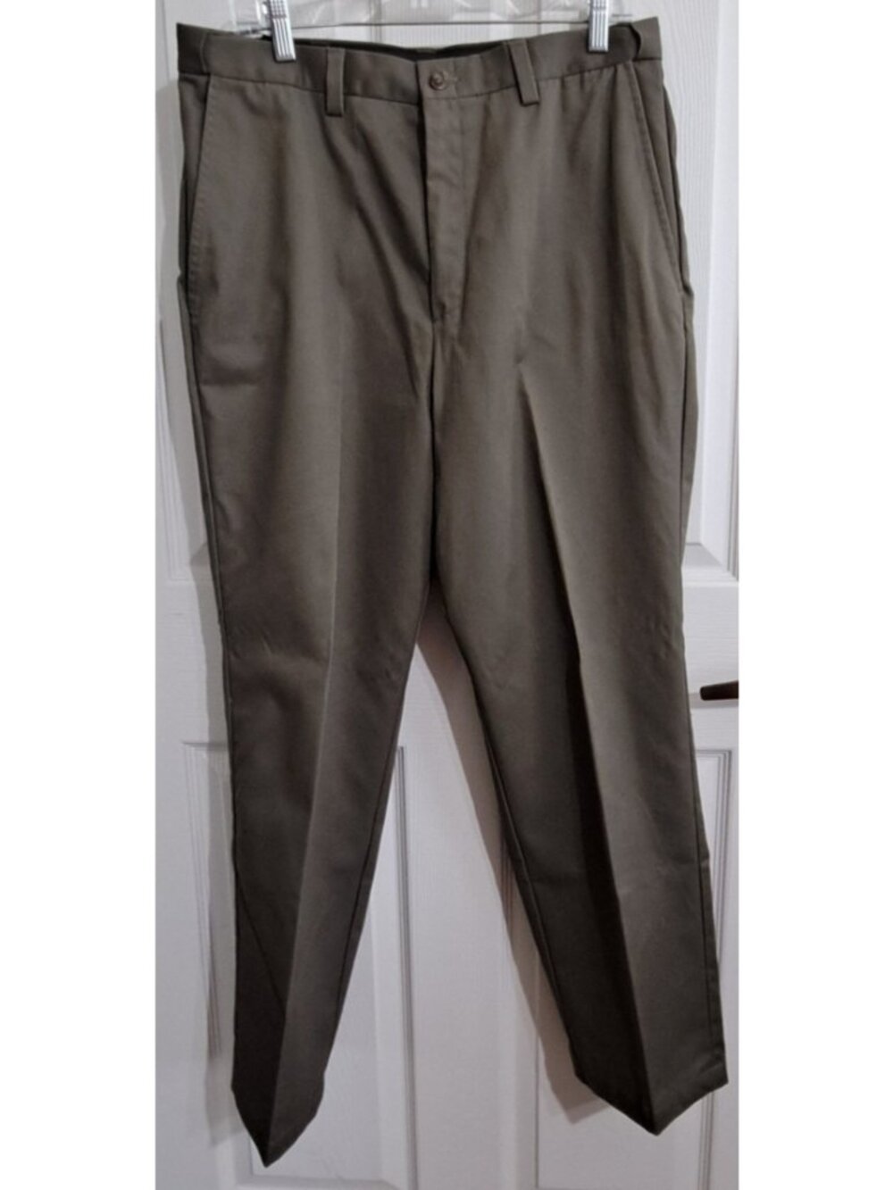 Haggar Black Label Men's 34Wx30L Brown Flat Front Dress Pants